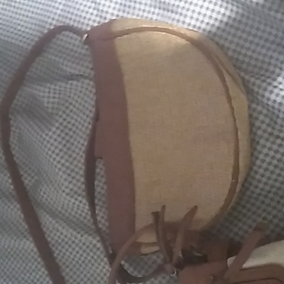 Purses - Picture 5 of 9